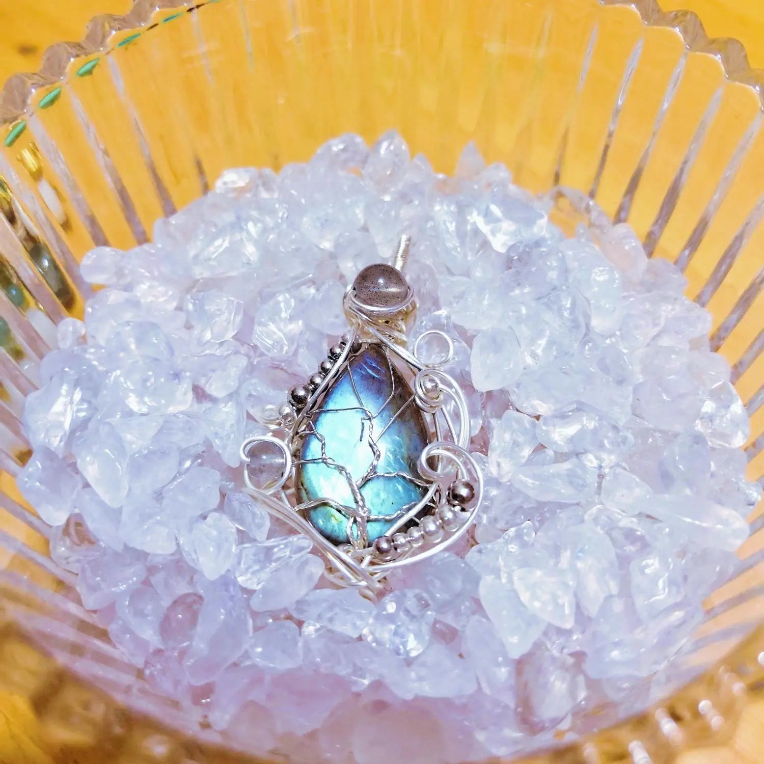 handcrafted high quality Labradorite Tree of Life Pendant with 925 Silver Necklace